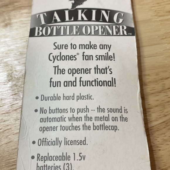 NIB Perfect For Cyclone Fans! Iowa State Cyclones Talking Bottle Opener - Picture 4 of 6